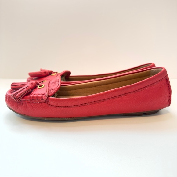 Like new! COACH Red Leather Tassel Loafers – Size 7B - Picture 4 of 10